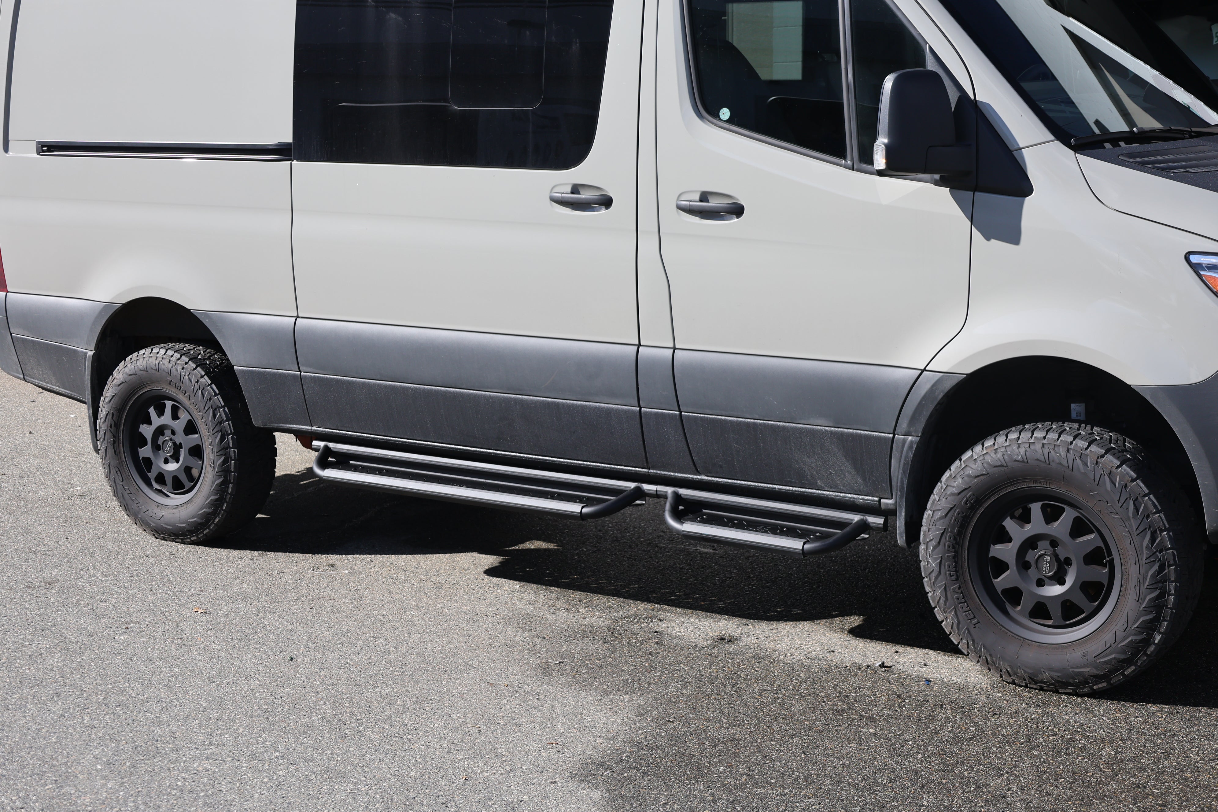 Sprinter Running Boards – Hexagon Series