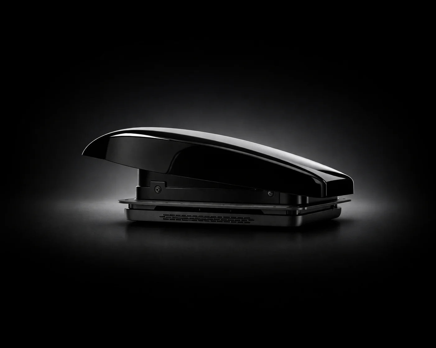 Tec Van - ProBreeze Roof Fan - Black Lid, Black Interior