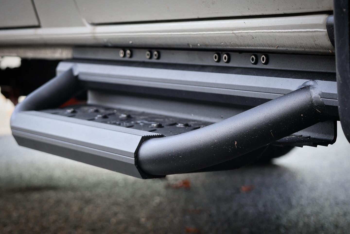 Sprinter Running Boards – Hexagon Series